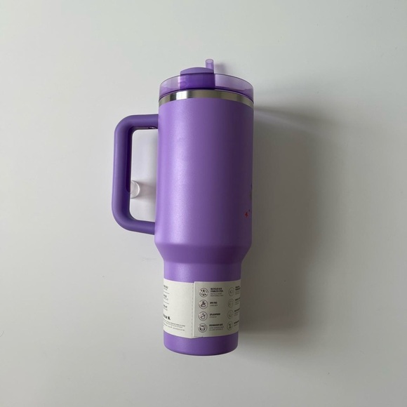 NWT Olivia Rodrigo Stanley ✨limited edition ✨ - Picture 5 of 12